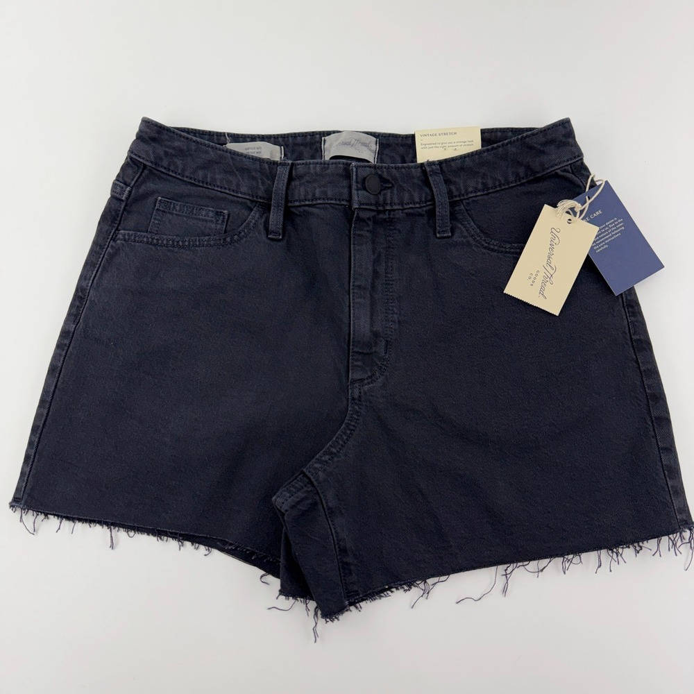 NWT Universal Thread Washed Black Denim Midi Shorts Women's Size 8 Raw Hem